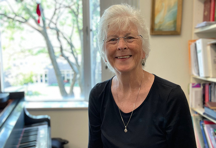 Image of Kathy Sherman at her piano